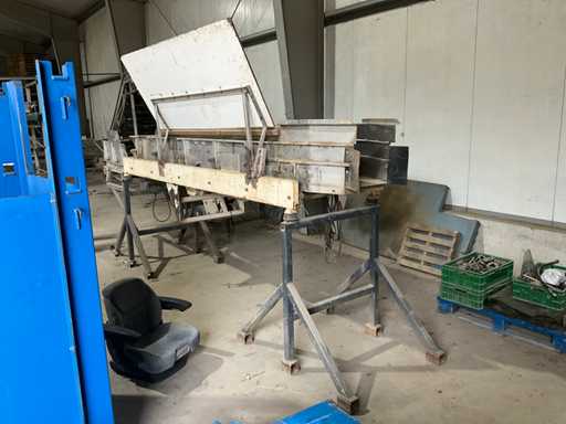 Smith Vibr Screen 200702 Vibrating Table