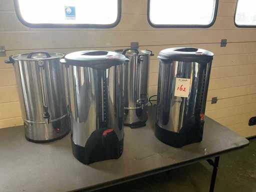 Vari percolatori di caffè (5 volte)