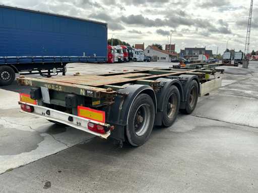 2005 Krone SD 27 Semi-trailer with container chassis
