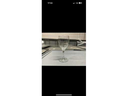 Arcoroc Set of 1044 NEW 24 cl wine glasses with carrying trays (1044x)