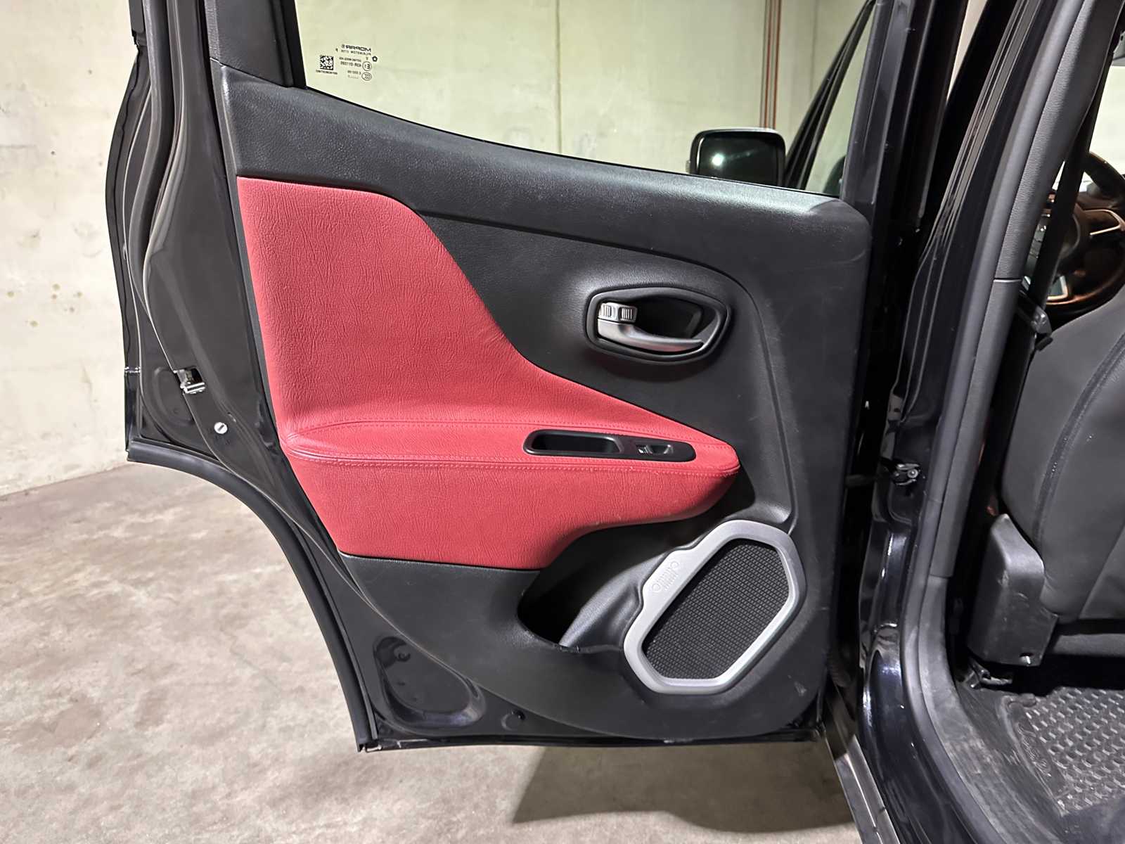 Jeep Renegade 1.4 MultiAir Limited 140hp 2017, NN-057-P