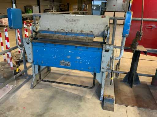 Gosmeta VH 1000 x 3-Finger-Abkantpresse