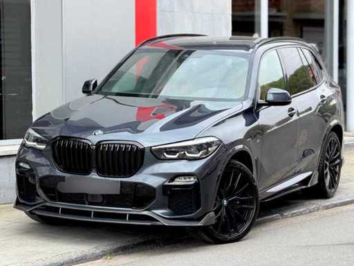 BMW X5 x Drive40d G5X z 2020 roku