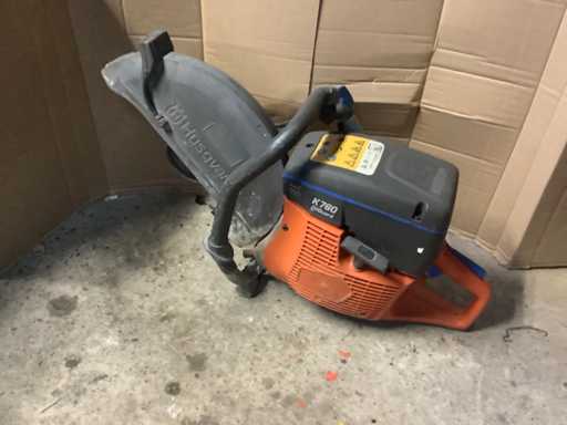 2017 Husqvarna k760 Concrete Saw