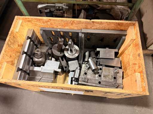   Beaucoup d’accessoires de fraisage