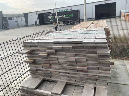 Planches Guyana Ipé finement sciées 1050-1250x105x21mm (190x)