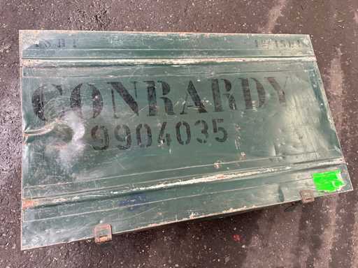 Cutie de transport metalic? (4x)