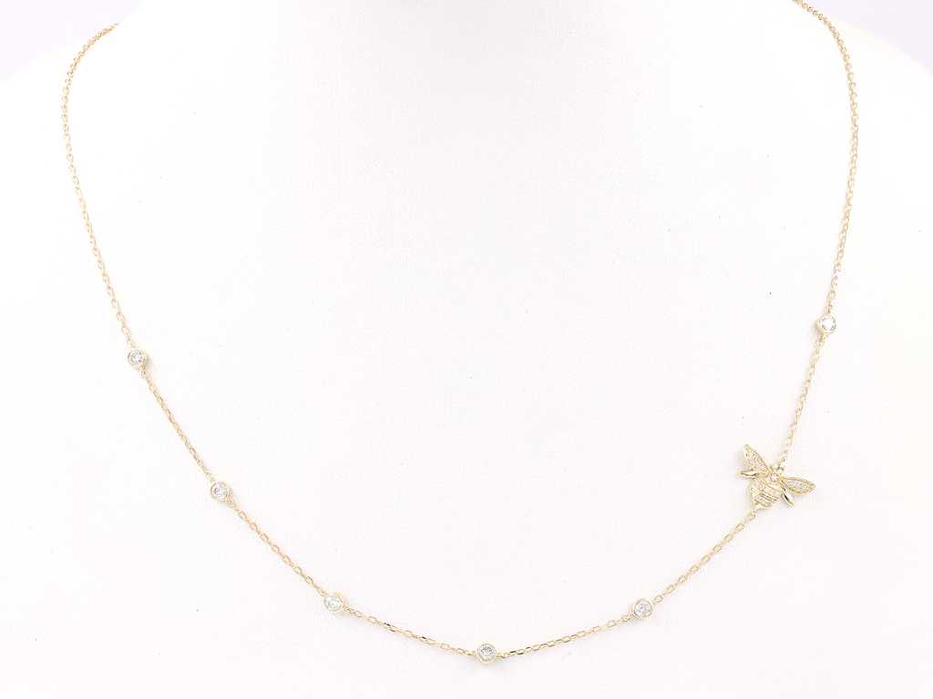 14 Kt Yellow Gold Necklace With Natural Diamond Pendant
