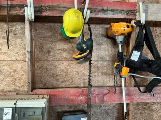 2000 Metabo HS 8345 S Hedge Trimmer