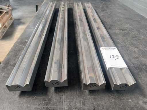 Amada – V-10/V-18 – Unterwerkzeug