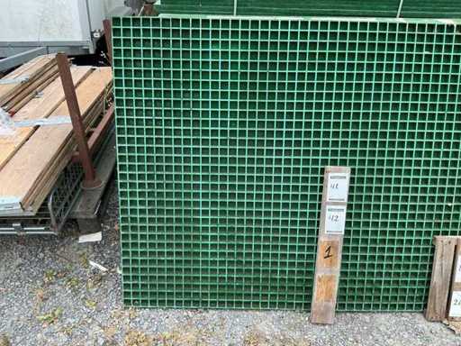 Kunststoff-Lattenboden mit geschlossenen Netzen 32 x 32 mm