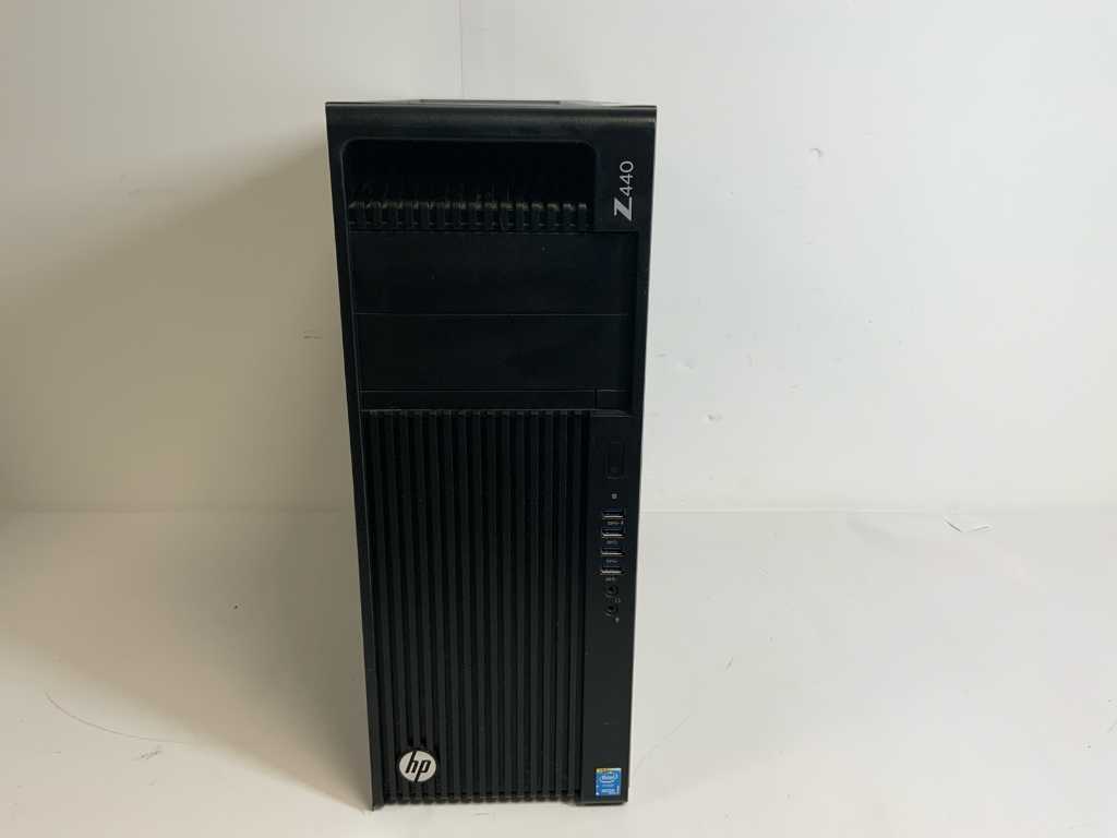 HP Z440, Xeon(R) E5-1650 v 3, 32GB RAM, NO HDD, NVIDIA Quadro K620 2GB WorkStation