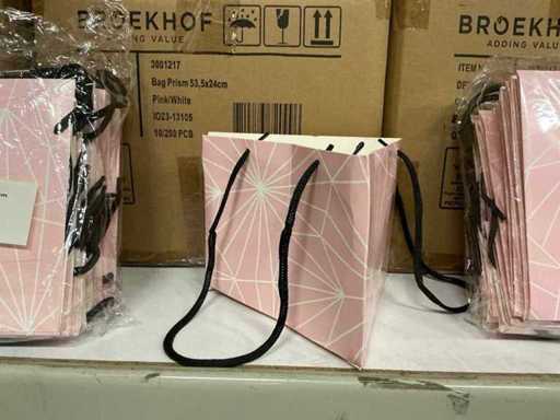 Pryzmat do torby parcelowej 17x13cm różowo-biały (1600x)