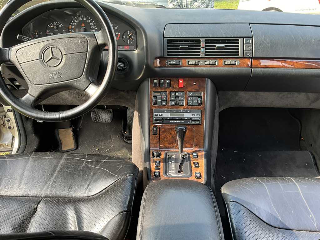 Mercedes 400SEL Voiture de collection 1992