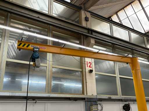 ZASCHE Column-mounted slewing crane