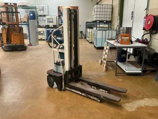 1970 Almocar Forklift