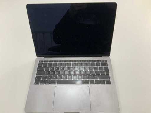 Laptop Apple A1932 MacBook Air MVFH2N/A da 13 pollici