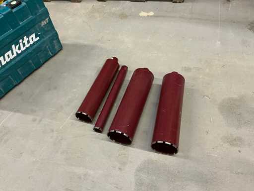 CB E 1 1/4" drill bits as good as new (4x)