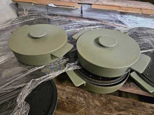 2x Serax - Surface - Pot de cuisson en fonte camouflage vert 23 cm