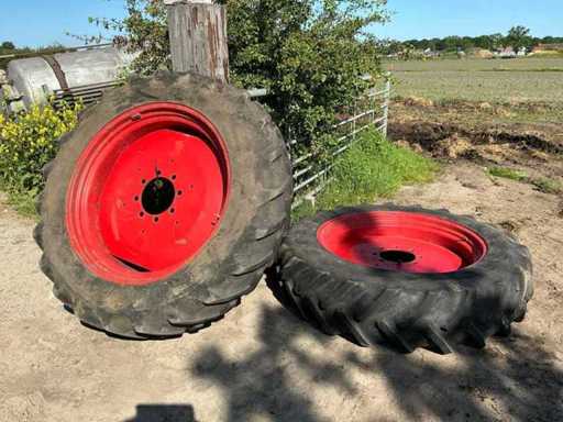 Goodyear Super Traktionsreifen, Rad und Felge