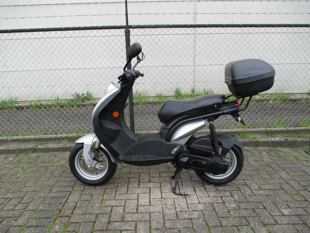 Peugeot - Snorscooter - Ludix  Elegance 2 Tact - Scooter