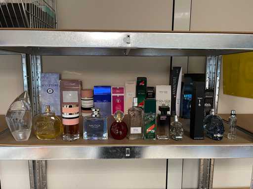 12 x Mix Perfumes