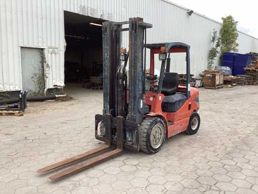 2011 Max Holland FD 30T Forklift
