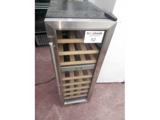 Wine cooler with glass door and temperature control 
