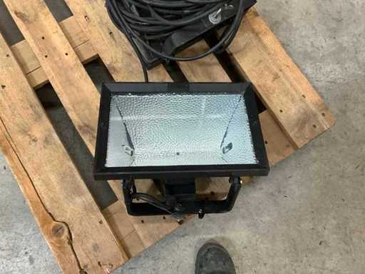 4 focos 1500W Apto para uso exterior IP54 230 V incluyendo cable Schuko