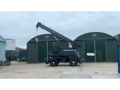 a2c27960-47a9-45d8-ab8c-9a14b33e8463.mp4