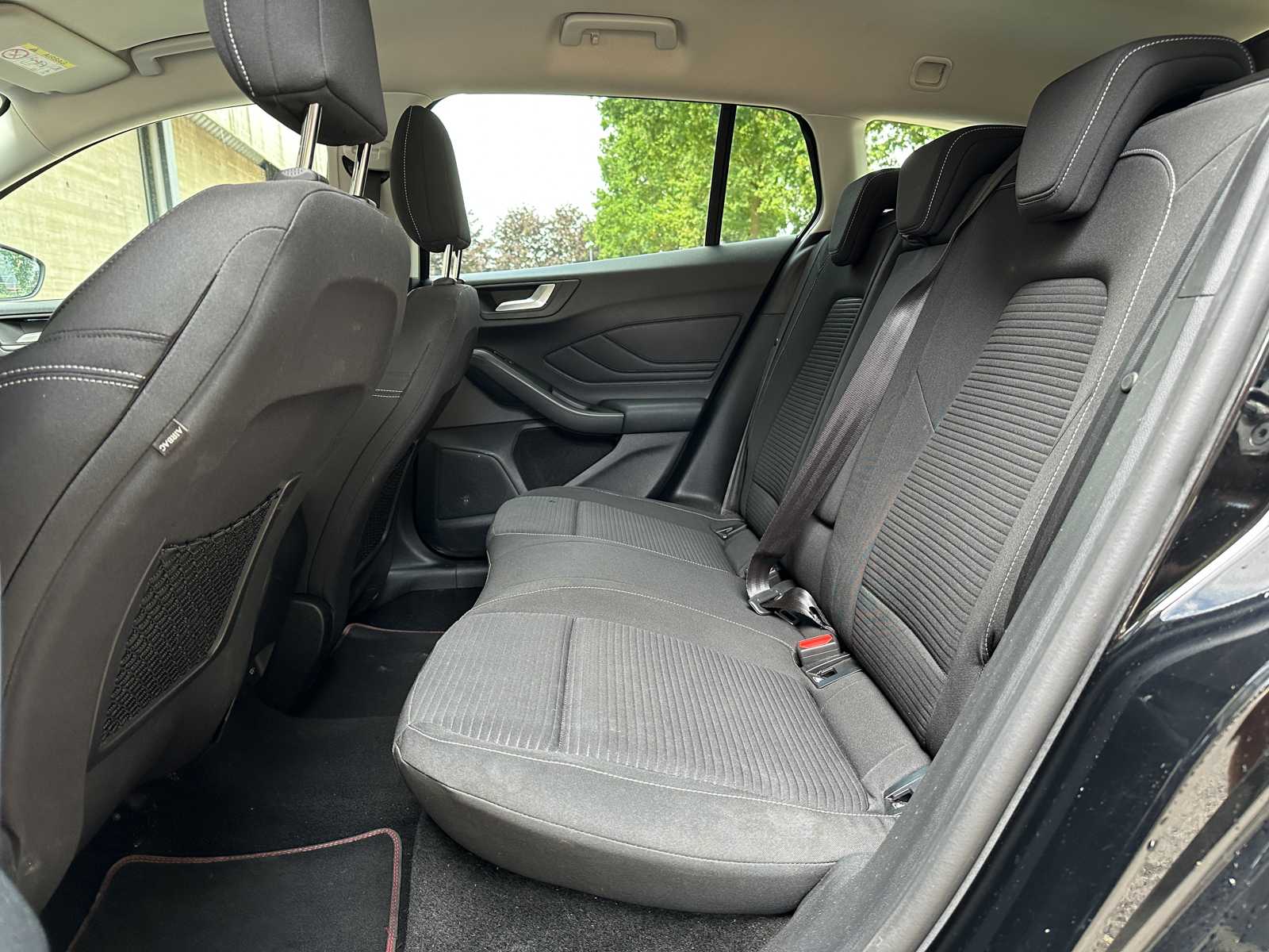 Ford Focus Wagon 1.0 EcoBoost ST Line Business 123pk 2019, T-876-HJ