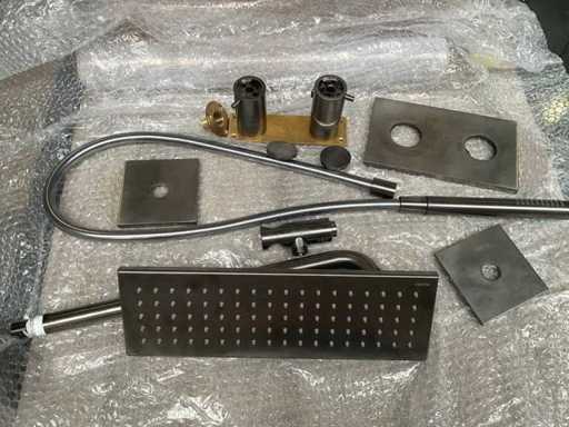 Cristina Shower Set Gun Metal