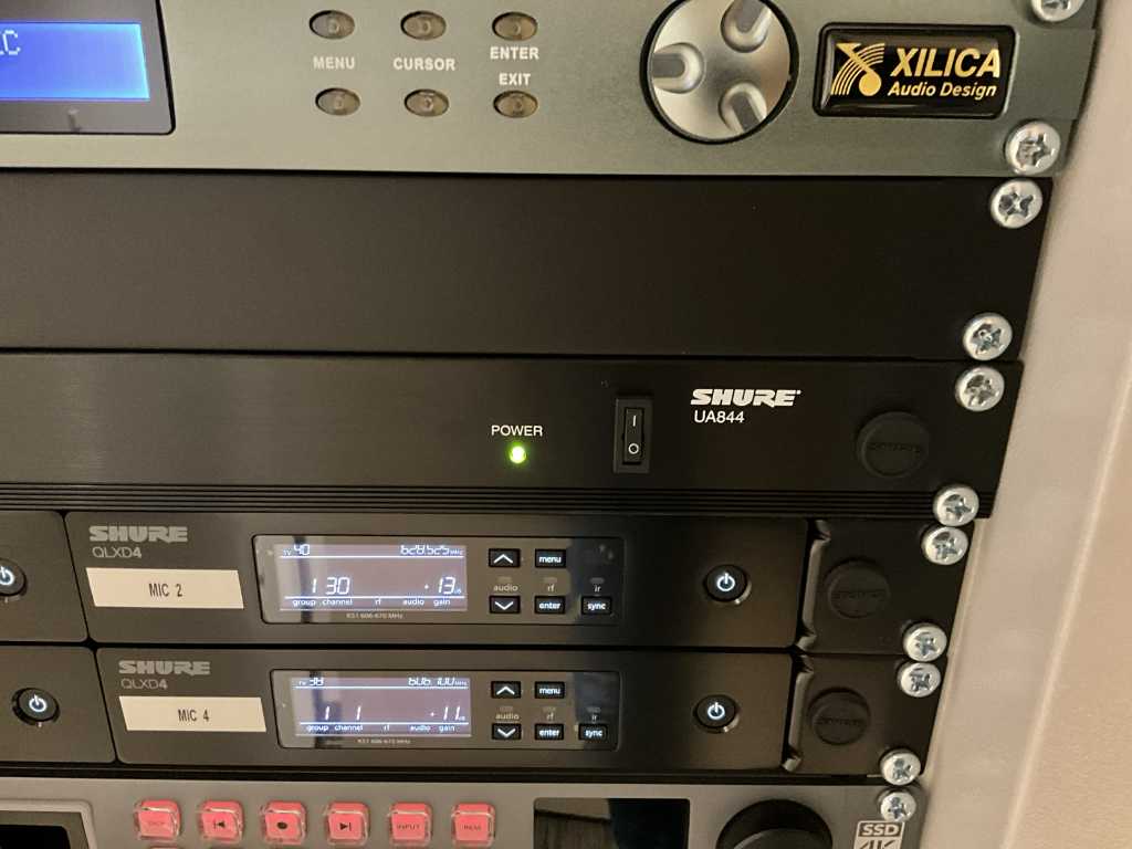 Système de distribution audio Shure AU844