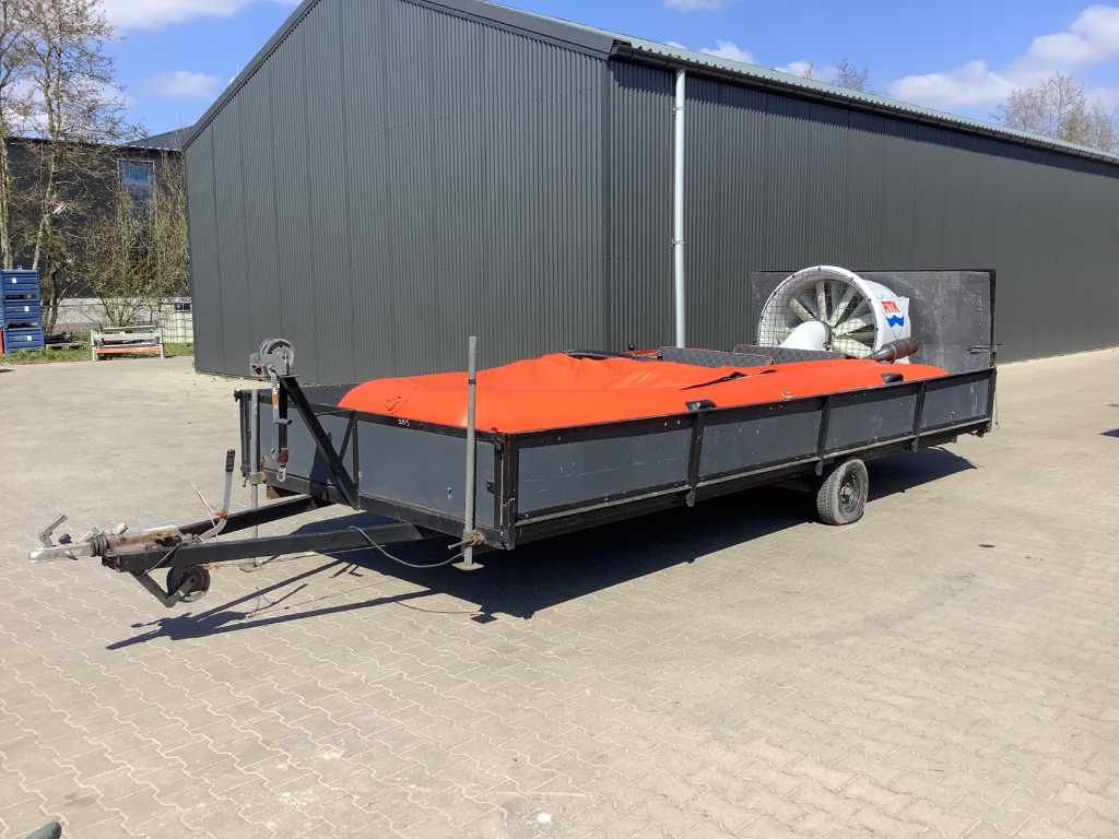 4-seater Hovercraft with trailer