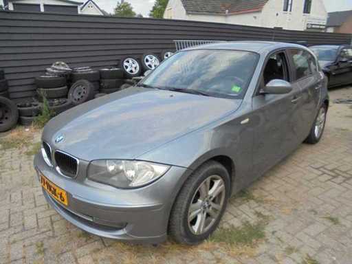 BMW - 2008 - Série 1 - 120i High Executive Automatic - 77-HGK-6