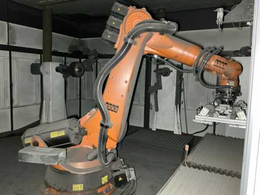 2006 KUKA KR 240-2 2000 Robot industrial