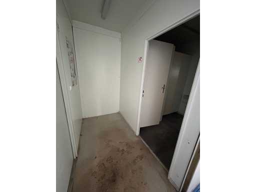 CONTAINEX SANICONTAINER 20 ́ - Defect