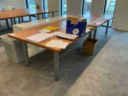 Office table (2x)