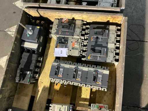 Merlin Gerin Vermogensautomaat (7x)