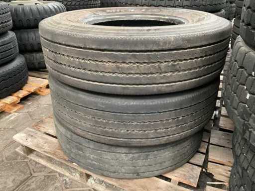 Opona Michelin (3x)