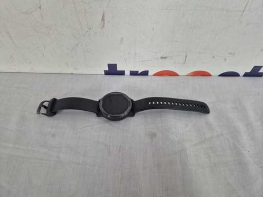 Garmin Vivoactive 4S - Smartwatch met GPS Tracker - 7 dagen batterij - 40mm - Zwart/Gunmetal