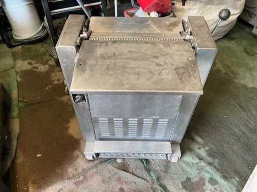 Macchina per pelare la carne