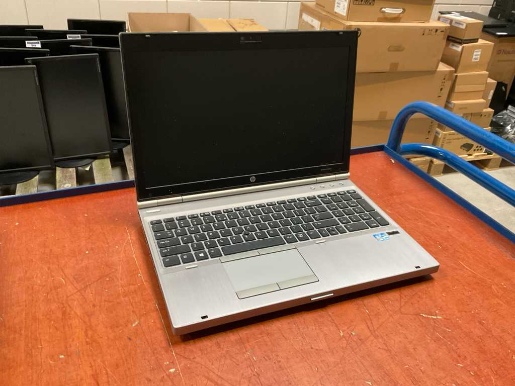 Hp elitebook hot sale 8570p i5