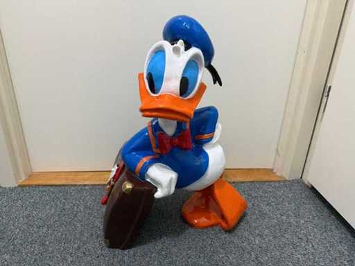 Kaczor Donald – Rzeźba