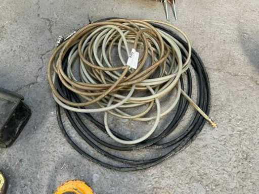 Série de tuyaux d’air comprimé