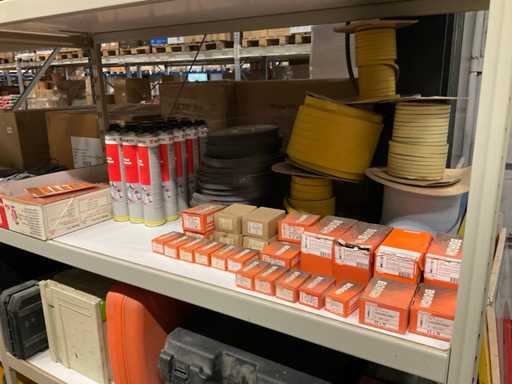 Divers matériaux de construction