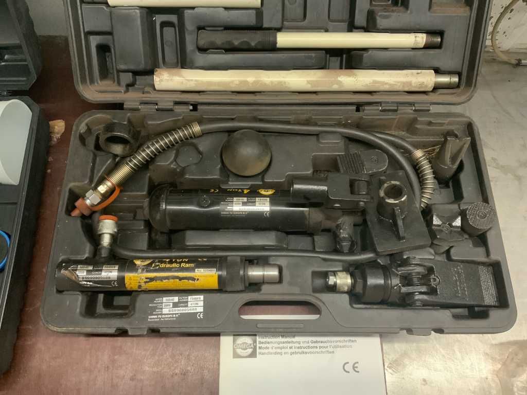 2009 Omega 50040 Body repair kit Troostwijk Auctions