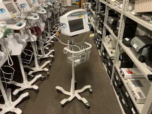 WelchAllyn Vital Signs 6000 series Patient Monitor