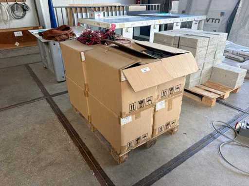 Outdoor full-colour LED Panel 16x32 (240x)