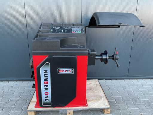 2024 Number one MD-2050 Tire Balancing Device